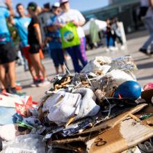 tas de déchets sauvages