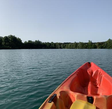 Location kayak au lac d'Aressy tout l'été