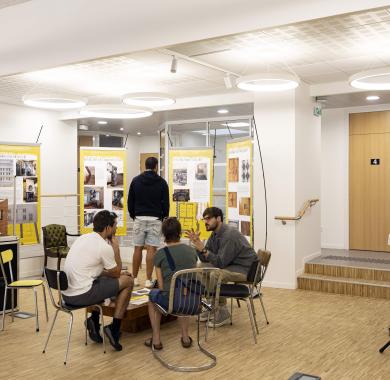 Un atelier à la maison de l'habitat et du patrimoine