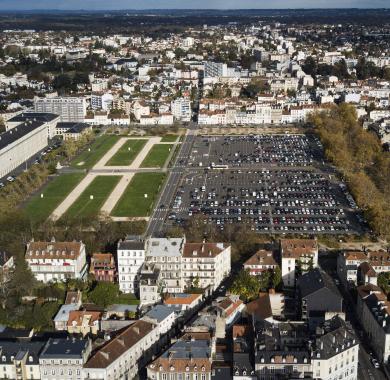 Pau vue du ciel