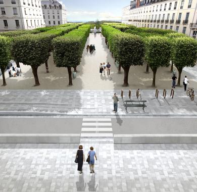 La place Royale retrouve sa vocation de balcon sur les Pyrénées