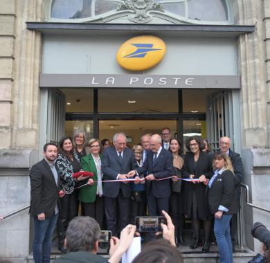 La Poste rouvre son bureau historique en centre-ville