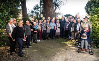 Photo de groupe des participant aux noces d'or 2023